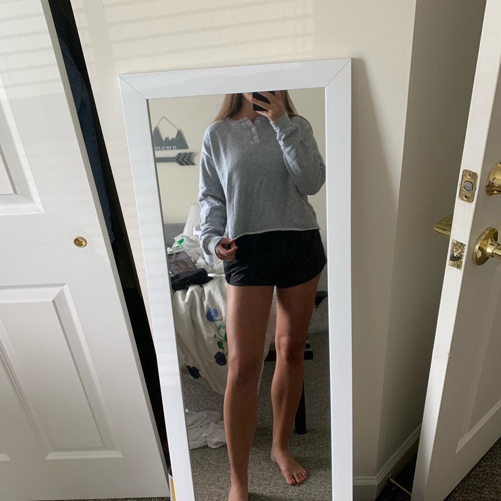 Brandy Melville Henley Sweatshirt